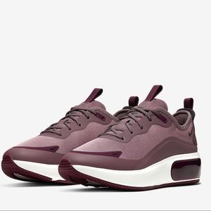 Nike Air Max Dia Sneaker in Plum